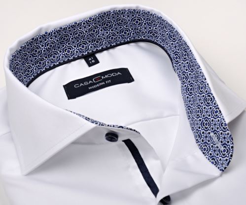 Casa Moda Modern Fit Twill – biela košeľa s modro-bielym vnútorným golierom a manžetou