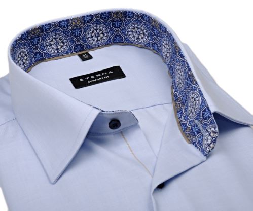 Eterna Comfort Fit – světle modrá košile s jemnou strukturou a vnitřním límcem - prodloužený rukáv