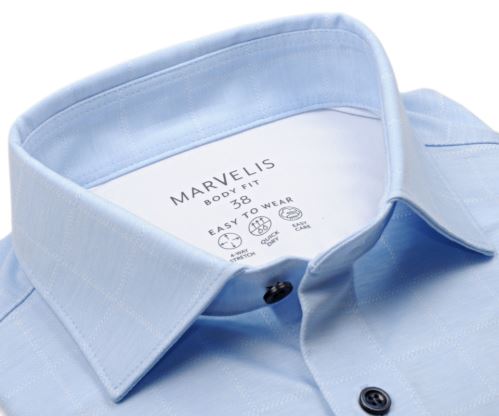 Marvelis Body Fit Jersey – elastická světle modrá košile s vetkanou kostkou