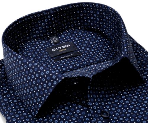 Olymp Modern Fit – tmavomodrá košile se vzorem okvětních lístků ve dvou odstínech modré - prodloužený rukáv Olymp Modern Fit – tmavomodrá košile se vzorem okvětních lístků ve dvou odstínech modré - prodloužený rukáv