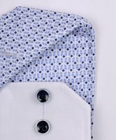 Eterna Comfort Fit – biela košeľa s modrým vnútorným golierom a manžetou - predĺžený rukáv (2)