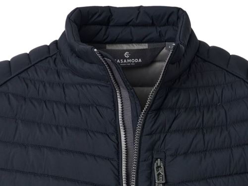 Vesta Casa Moda s vodorovným prošitím – tmavomodrá Vesta Casa Moda s vodorovným prošitím – tmavomodrá