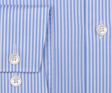 Olymp Modern Fit Twill – košile se světle modrým proužkem (2)