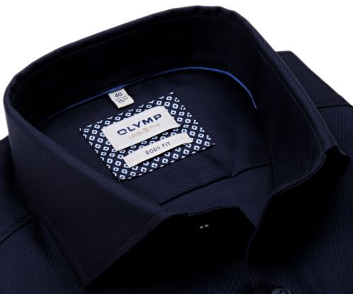 Olymp Level Five – luxusná tmavomodrá košeľa s diagonálnou štruktúrou
