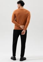 Sveter Olymp Level Five z merino vlny s prímesou hodvábu – oranžový - V-výstrih (3)