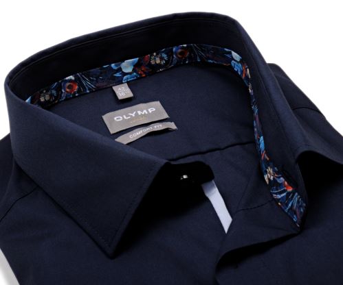 Olymp Luxor Comfort Fit – tmavomodrá košeľa s farebným kvetinovým vnútorným golierom