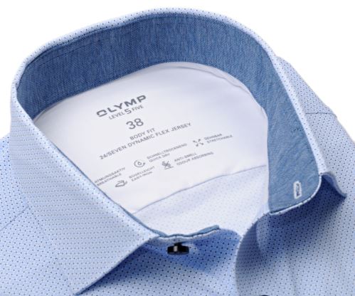 Olymp Level Five 24/Seven – luxusná elastická svetlomodrá košeľa s preplietaným vzorom a vnútorným golierom