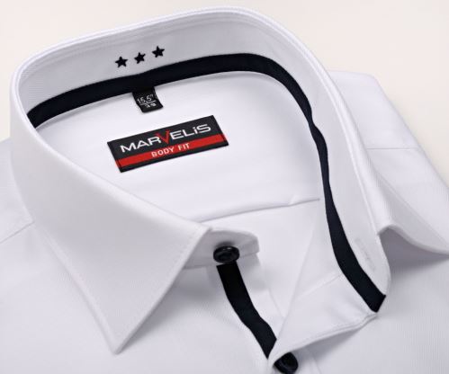 Marvelis Body Fit Twill – luxusná biela košeľa s tmavomodrým vnútorným golierom a légou