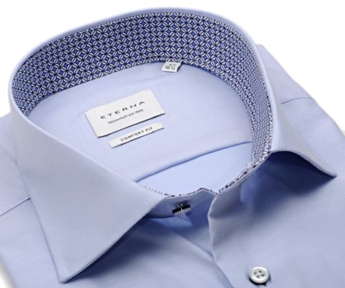 Eterna Comfort Fit Cooling Effect - světle modrá košile s modrým vnitřním límcem - krátký rukáv