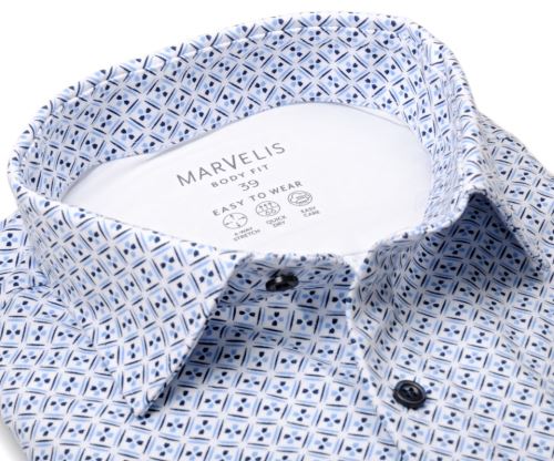 Marvelis Body Fit Jersey – elastická košile s modrým mozaikovým vzorem Marvelis Body Fit Jersey – elastická košile s modrým mozaikovým vzorem